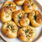Quick Sourdough Discard Garlic Knots